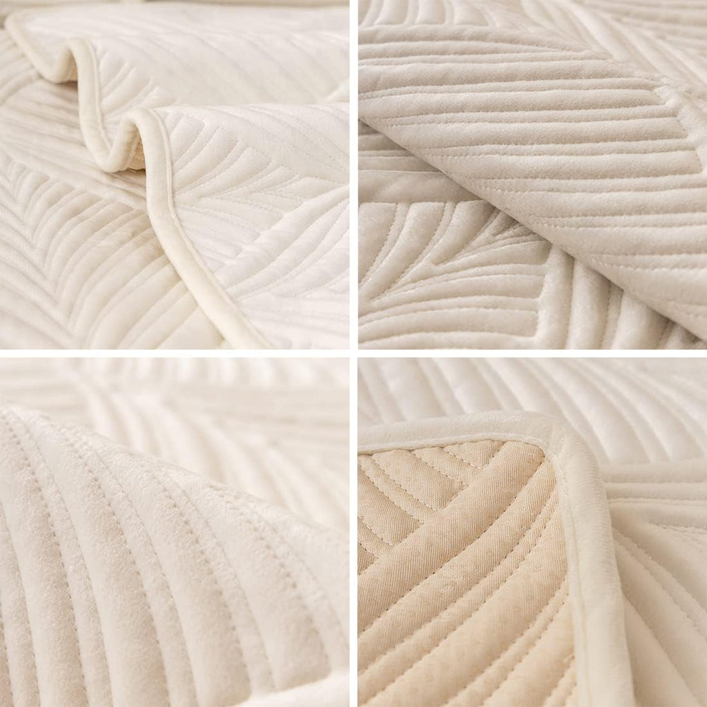 ANTI SKID PALM LEAVES QUILTED SOFA MAT  -  IVORY