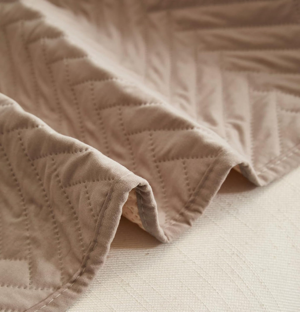 NON SLIP QUILTED SOFA PROTECTOR MAT - PLAIN BEIGE