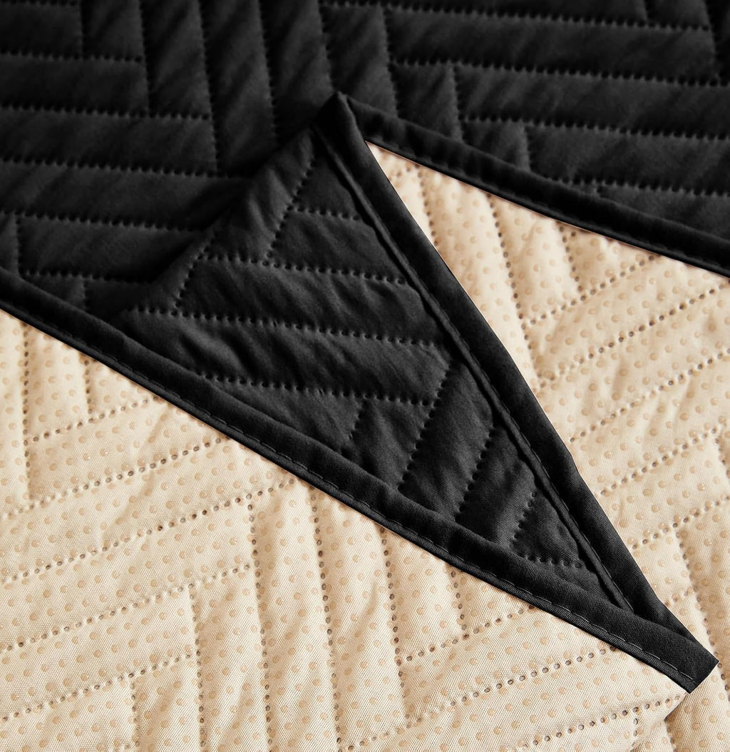 NON SLIP QUILTED SOFA PROTECTOR MAT - PLAIN BLACK